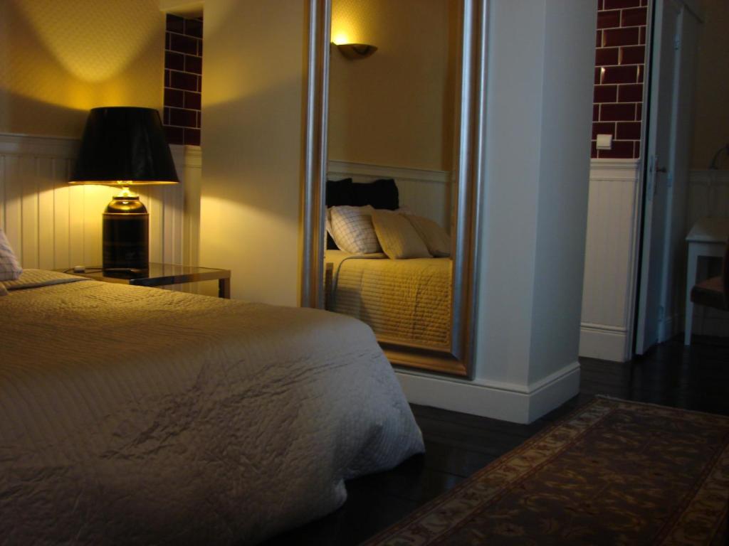 Aparthotel De Beek Anno 1410 Sint-Truiden Quarto foto
