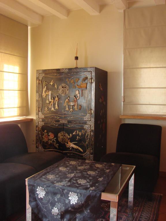 Aparthotel De Beek Anno 1410 Sint-Truiden Quarto foto